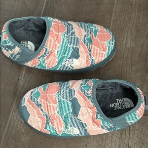 The North Face Kids' Coral and Teal Slippers barely worn